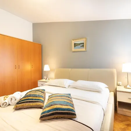 Appartement In *