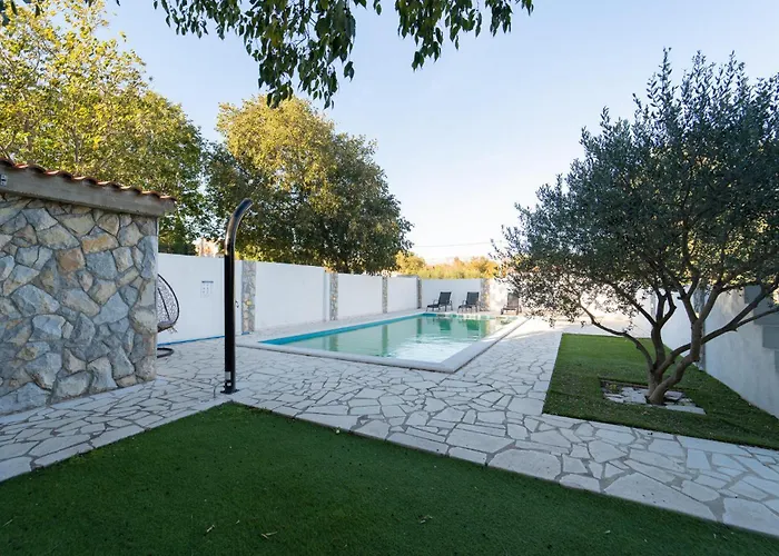 דירה In With Wifi Kruševo